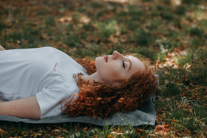 How to sleep with curly hair